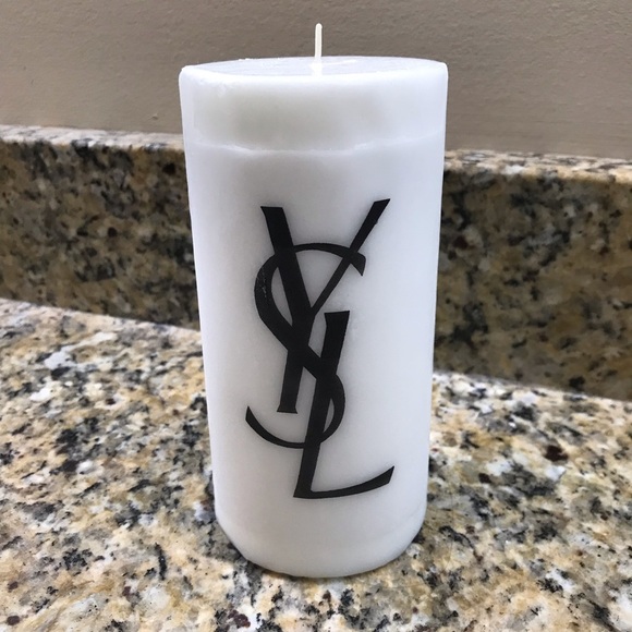 ▪️Decorative Candle - Picture 1 of 5